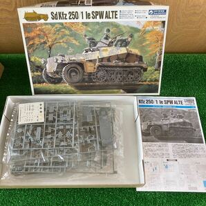 ★グンゼ産業・1/35 Sd Kfz 250/1 【軽装甲兵員車 アルテ】le SPW ALTE  [G-792]の画像2