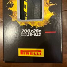 2本セット Pirelli P ZERO Race Folding Tire 28-622 Colour Edition yellow(ピレリ Pゼロ レースタイヤ 黄色/イエロー）新品未使用品_画像4