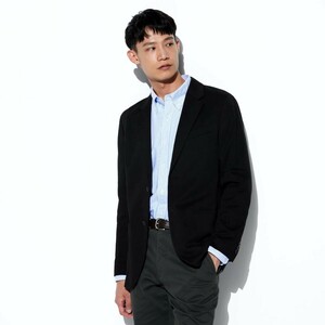 ★送料無料★UNIQLO コンフォート2Bジャケット 新品未使用品 各色&各サイズ質問欄にてご要望に合わせて対応 ユニクロ