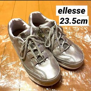 レディース　スニーカー ウォーキングシューズ　エレッセ　ellesse 23.5cm シルバー 靴　シューズ