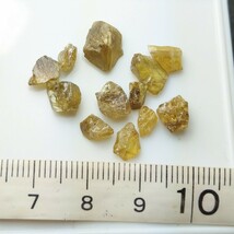 スフェーン　チタナイト　楔石　パキスタン産　　原石　鉱物標本_画像3