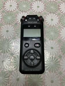 TASCAM DR-05X USB ステレオオーディオリニアPCMレコーダー オーディオインターフェース 本体のみ 使用感アリ 動作○ タスカム