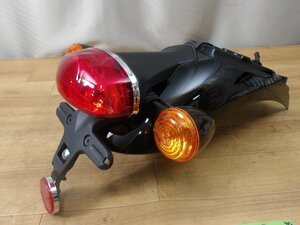 中古現状入庫　トライアンフ社製　スラクストン1200　リアフェンダー＆テールライト＆ウィンカー左右①　程度良好