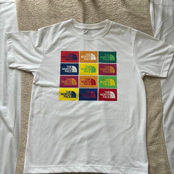 THE NORTH FACE Tシャツ