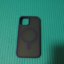 Gtsoho iPhone 12/12Pro 用 ケース 半透明 マグネット搭載 耐衝撃 マット感 マグセーフ対応 ワイアレス充電対応 ブルー_画像7