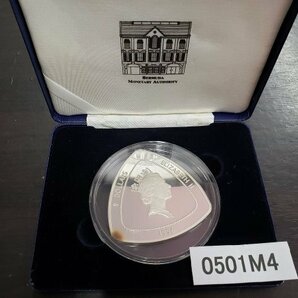 0501M4 世界のコイン 硬貨 バミューダ諸島 1996 9ドル の画像1