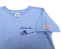 Kids M 未使用【CHEATER FIVE Tee Sax チーターファイブ Tシャツ サーフブランド 両面ロゴプリント キッズ 男の子 サックス 水色】_画像5