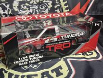 1/24 レーシングチャンピオン NASCAR Truck series タンドラ Toyota tundra race truck TRD ナスカー Racing champion’s Wiener’s circle_画像3