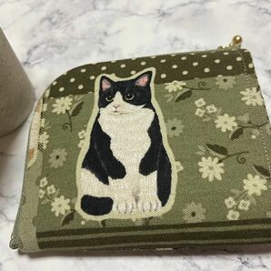 ハンドメイド　猫　コンパクト財布