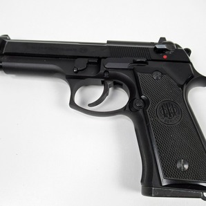 ◆[A130]P.BERETTA ベレッタ M9 US 9mm M9-ARMED FORCES 65490 ガスガン 空撃ち動作確認の画像7