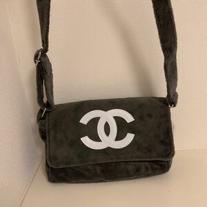 シャネル PRECISION ショルダーバッグ ノベルティ CHANEL