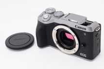 Canon キヤノン EOS M6 Mark II シルバー レンズキット 新品SD32GB付き_画像3