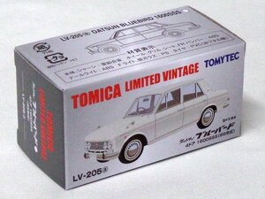 TOMYTEC LV-205a ダットサン ブルーバード 4ドア 1600SSS(白) #327202