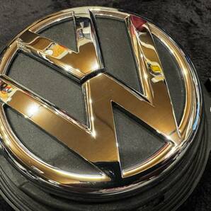2016年式 VW ザ ビートル デューン 右H バックドア アウターハンドル リアゲート オープナー エンブレムの画像4