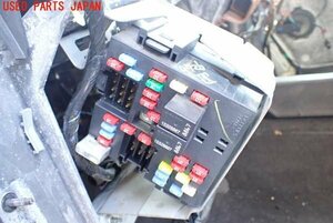 5UPJ-97266741]ハマーH2(不明)ヒューズボックス1 (室内 運転席側) 中古