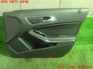 5UPJ-98481234]ベンツ AMG A45 4MATIC(176052)右前ドア内張り 中古