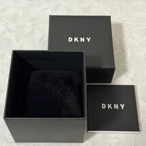 DKNY ダナキャランニューヨーク 腕時計 34mm NY2904 未使用 シルバー×ホワイト_画像6