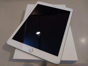 Apple☆iPad 5 Wi-Fi 128GB シルバー 中古品☆