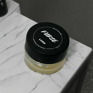 LUSH　LUSHキッチンサブスク3月号　ファーズ　ソリッドパフューム（練り香水）