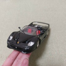 ブラーゴ 1/24　フェラーリ F50_画像2