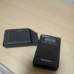 送料無料　パナソニック　Panasonic ラジオ　AM FM TV ケース付き　RF-H535　動作確認済み　Volumeツマミややガリあり
