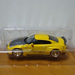 ★MINI GT 1/64 Pandem NISSAN GT-R  バンテム 日産 GT-R  カーボン入りメタリック イエロー  124★の画像2