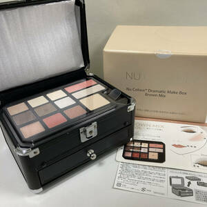 未使用【NU COLOUR】ニュースキン ニューカラー メイクボックス パレット ブラシ一式入 箱付