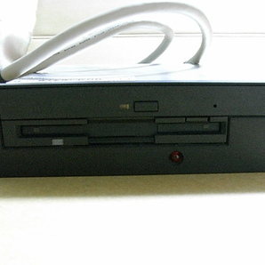 5インチベイ用 FD,CDドライブ(IDEの2.5HDD取り付け可能)の画像2