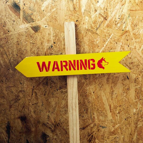【WARNING 】【ハスキー】木製ガーデンピンウェルカムサイン案内看板 イエロー