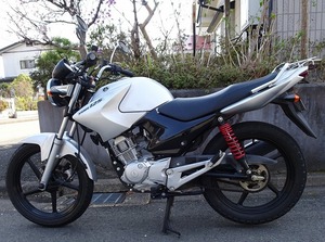 ヤマハ　YBR125 