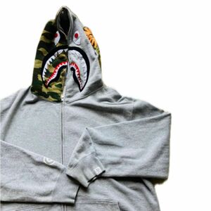 BAPE APE アベイシングエイプ エイプ ベイプ shark シャーク パーカー camo hoodie