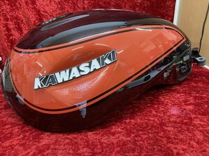 04-04-339 ★A バイク用品 部品 パーツ KAWASAKI カワサキ Z900用？ 燃料タンク フタ欠品 凹みあり 中古