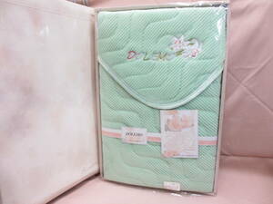  quilt bed pad DOLEMO.. embroidery green unused goods 