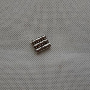 ネオジム磁石 30個 5mm×2mm アクセサリー マグネットピン ハンドメイドの画像2