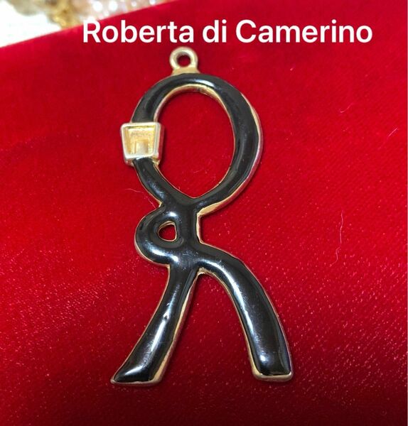 ロベルタディカメリーノ ネックレストップRoberta di Camerino