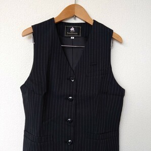 【大量】7号/9号 高島屋製/ 事務服 OL 会社制服 受付 案内 /中古 ベスト スカート リボン付きブラウス/おしゃれ 可愛い ネイビー 40着の画像4