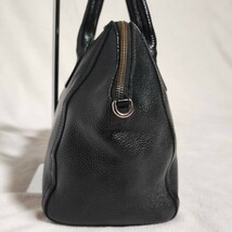 美品 フルラ 2way トートバッグ ショルダー 本革 シボ革 レザー FURLA 黒 ビジネス ブリーフケース メンズ 大容量 A4 肩掛け 斜め掛け 鞄_画像4