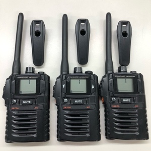 3 point Yaesu wireless SR70A black standard Horizon special small electric power transceiver Special small in cam wireless [8099]*