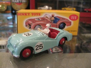 即決★イタリア購入再販デインキー1/43トライアンフ TRIUMPH TR2 Sports #25 ミント系グリーン☆