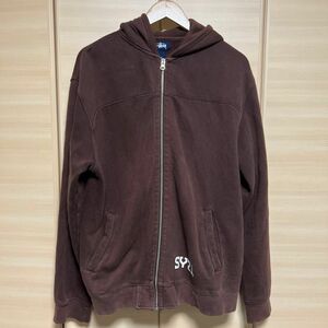 ステューシー　STUSSY ジップアップパーカー　フーディー　バックロゴ