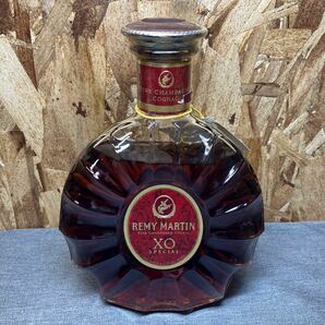 送料無料【Nて1322】未開封レミーマルタンREMY MARTIN XO SPECIAL 700ml古酒 箱付 ブランデー の画像2