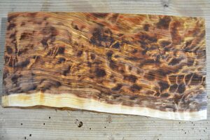 長33*幅15-17*厚1.5　杉8の木材木工材,一枚板送料安DIY花台銘木　杢　プレート　瘤