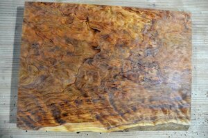 長33*幅22-24*厚1.6　杉10の木材木工材,一枚板送料安DIY花台銘木　杢　プレート　瘤