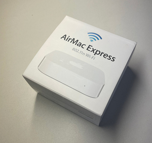 ★Apple アップル MC414J/A AirMac Express