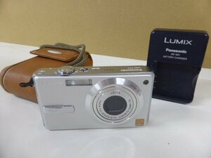 W8536R Panasonic【LUMIX DMC-FX7 】シルキーシルバー 純正充電器 DE-991A付属