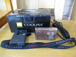 1356 Nikon COOLPIX S600 コンパクトデジタルカメラ バッテリー 元箱 説明書付 ニコン 中古品