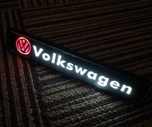 Volkswagen VW 光る LED フロント グリル エンブレム フォルクスワーゲン T-Cross ゴルフ ティグアン ポロ T-Roc パサート シャラン_画像1
