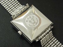 6281 希少売切り☆ ラドー マンハッタン デイデイト 赤カレンダー スクエア RADO MANHATTAN メンズ 自動巻き 腕時計_画像6