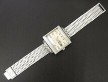 6281 希少売切り☆ ラドー マンハッタン デイデイト 赤カレンダー スクエア RADO MANHATTAN メンズ 自動巻き 腕時計_画像9