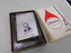 ビンテージ Zippo アメリカの著名な上院議員　1965年製　未使用　ニアミントコンディション,オリジナルインナー箱は汚れ,痛みがあります